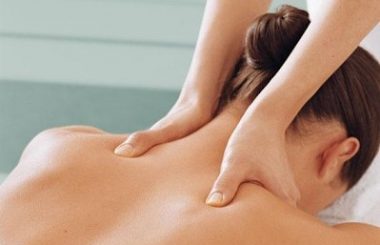 traditional-thai-shoulders-massage-toowoomba-leela-massage-spa